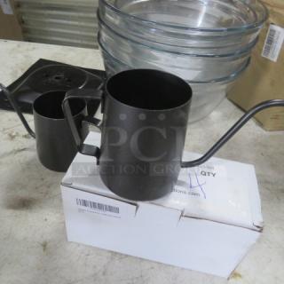 NEW Lautechco Gooseneck Kettle, black, with box. Model X00164PN57. Unused condition.