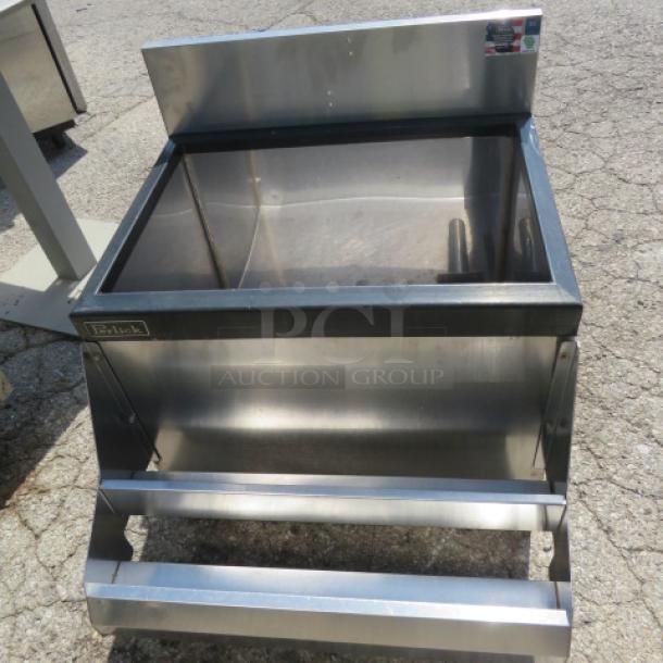 Perlick stainless steel ice well with dual bottle rail, no legs, dimensions 24x28 inches, priced at $1048.66.