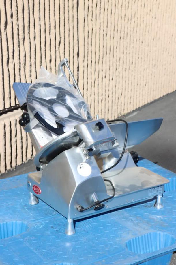Avantco SL713MAN 13" meat slicer, brand new scratch-n-dent, manual gravity feed, 3/4 hp, 120V, shown on a blue surface.