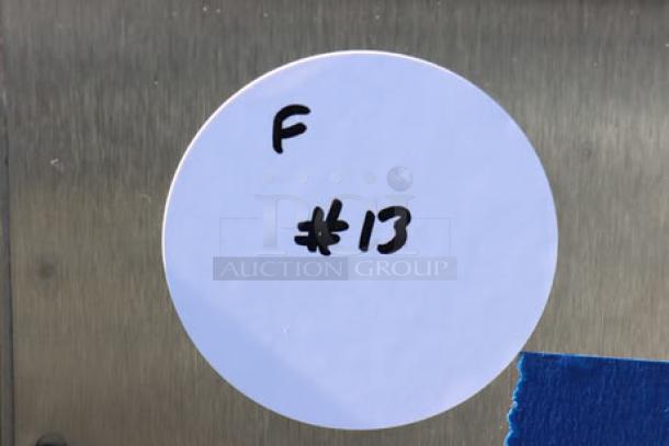 Avantco F202 countertop fryer, dual tank, 30 lb capacity, 208-240V, 5400/7200W, scratch-n-dent condition, F #13 label.