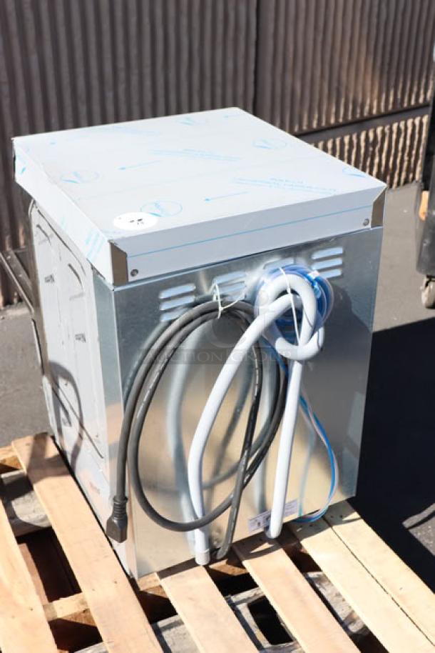 Noble Warewashing HTGW underbar glass washer, 208V/240V, 1 Phase, model year 01/25, scratch-n-dent condition, on pallet.