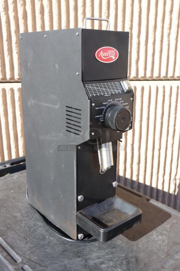 Avantco BCG3 3 lb. bulk coffee grinder, 110V, scratch-n-dent, serial #10U0006162, black, new condition.
