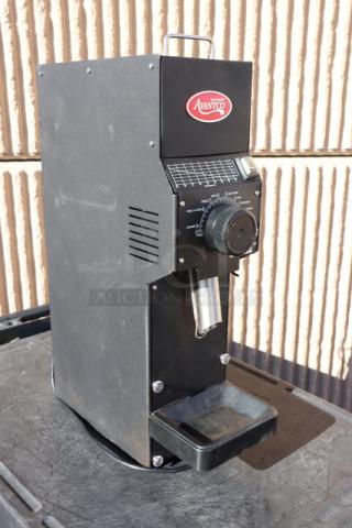 Avantco BCG3 3 lb. bulk coffee grinder, 110V, scratch-n-dent, serial #10U0006162, black, new condition.
