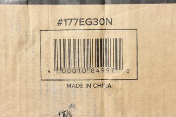Barcoded damaged packaging for Avantco EG30N 30" Electric Countertop Griddle, showing item code #177EG30N and "Made in China."