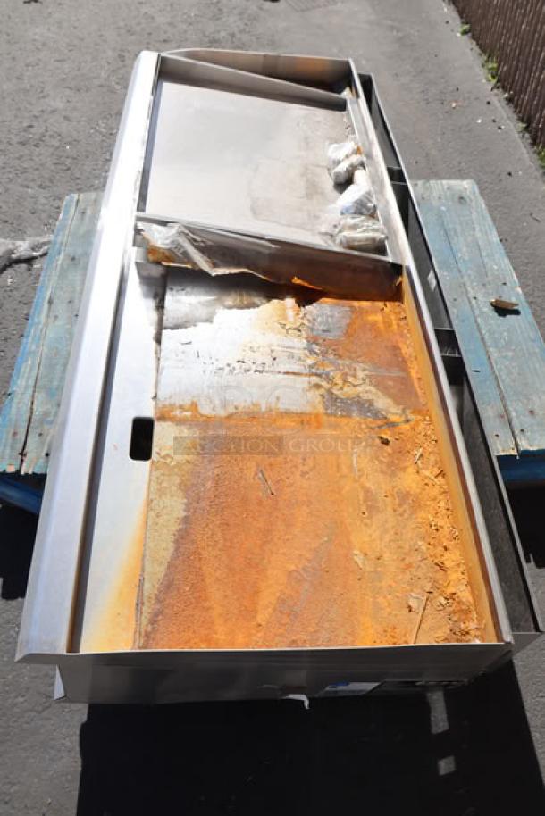 3-pack commercial kitchen equipment with rust and dents, includes Avantco toaster, 72" griddle, and American Range wok.