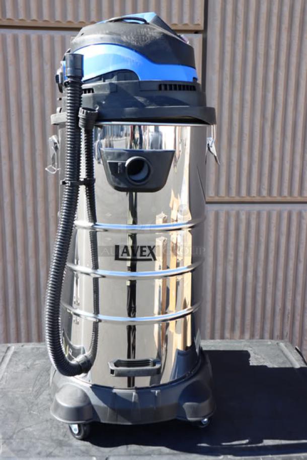 Lavex 16 Gallon Stainless Steel Wet/Dry Vacuum, model 944BJ162216G, brand new, scratch-n-dent, with toolkit.