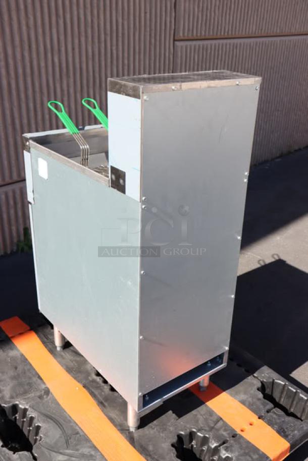 Brand new Dean by Frymaster SR114ESD electric floor fryer, 40 lb. capacity, 208V, 1 Phase, model SR114E, serial 2410MF0063.