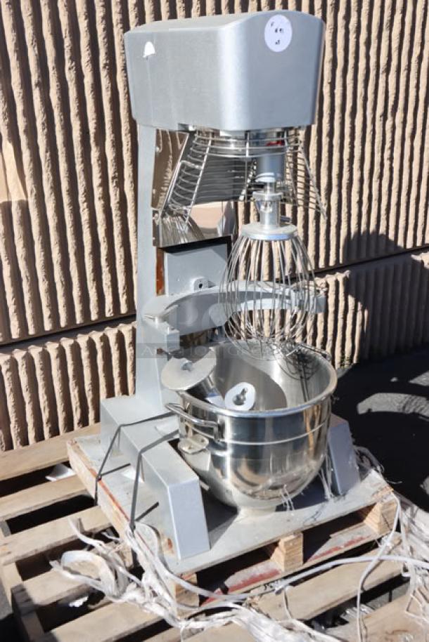 Brand new MainStreet CMIX30 30 Qt. planetary mixer with guard, standard accessories, missing gear selector, minor scratches.