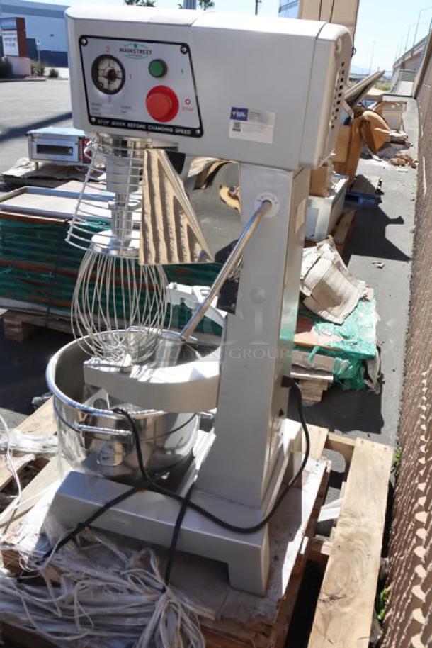 MainStreet Equipment CMIX30 30 Qt. Planetary Mixer, brand new, scratch & dent condition, missing gear selector, with guard & accessories.