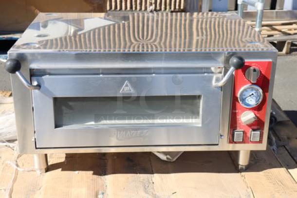 Avantco DPO-18-S Single Deck Countertop Pizza/Bakery Oven, 1700W, 120V, stainless steel, visible controls, used condition.