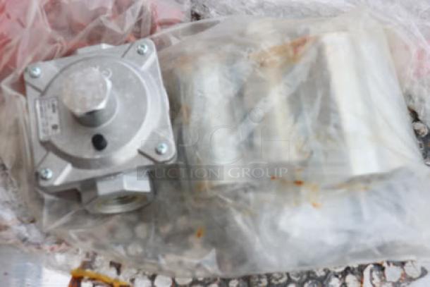 Avantco Chef Series CAG-36-RC gas charbroiler, 90,000 BTU, S/N: 13270106000007, new in box, packaging damaged.