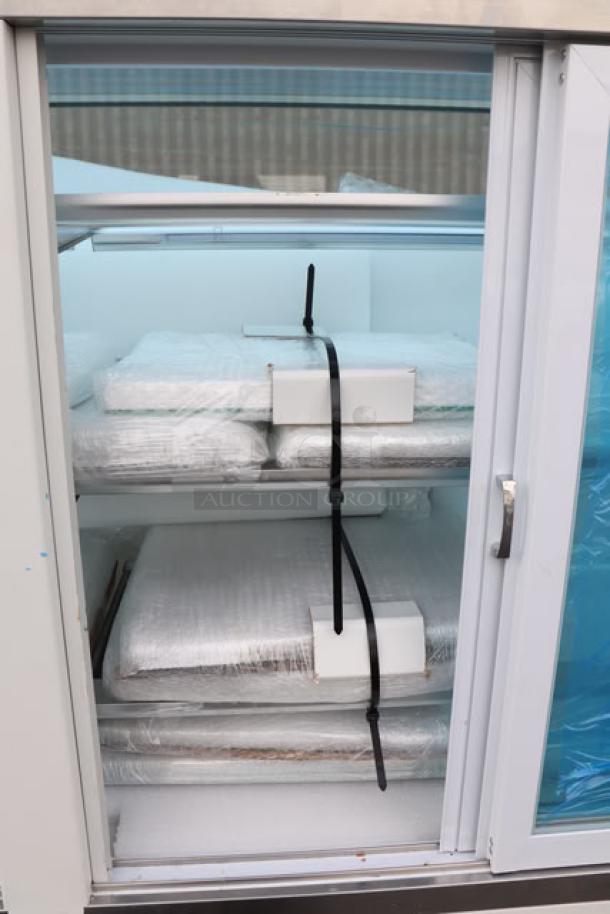 Brand new Avantco BCF-72-HC refrigerated bakery display case, 70 7/8", square glass, white. Serial: 1588009170012.