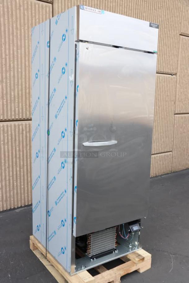 BRAND NEW Beverage-Air HBR27HC-1 Refrigerator, 30" bottom mount, LED lighting, slight scratches/dents, on a pallet.