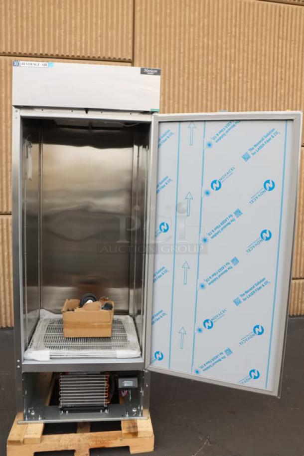 Beverage-Air HBR27HC-1 30" reach-in refrigerator, LED lighting, open door, out of packaging, possible scratches/dents.