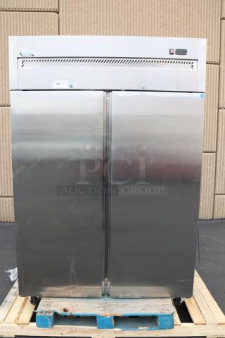 Avantco Z2-R-HC 54" stainless steel reach-in refrigerator, solid doors, tested working, on pallet, S/N: 677437445 7836 2504.
