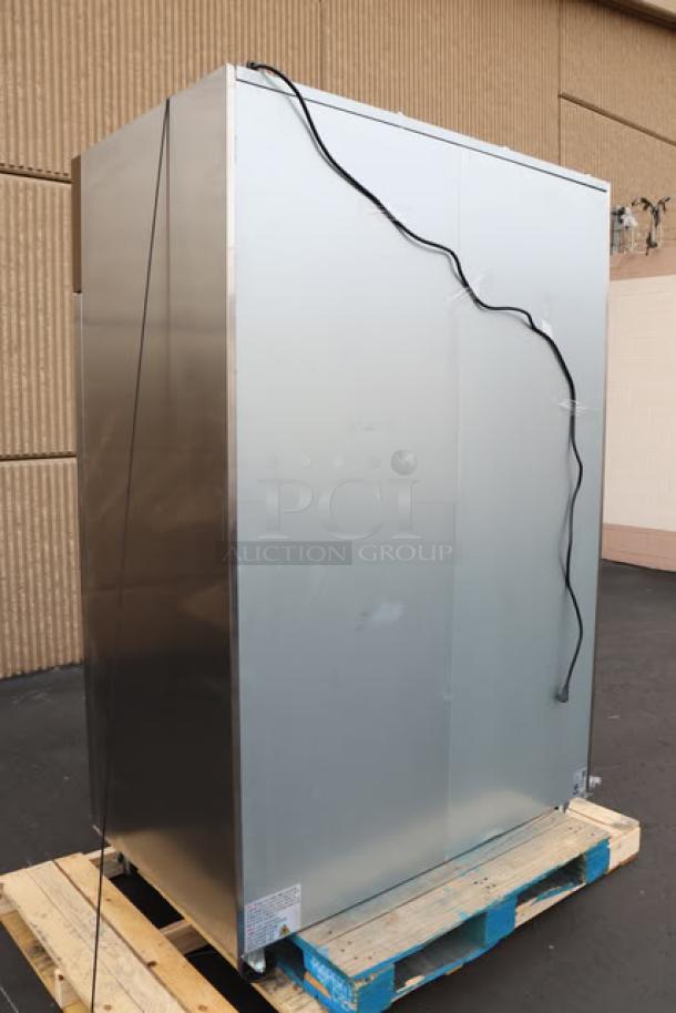 Avantco Z2-R-HC 54" stainless steel reach-in refrigerator on pallet. Tested, working condition. Serial: 677437445 7836 2504.