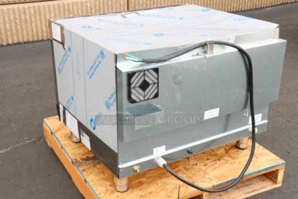 Brand new Cooking Performance Group COF-D4-M electric convection oven, 4-tray, with moisture injection, on a pallet, minor dents.