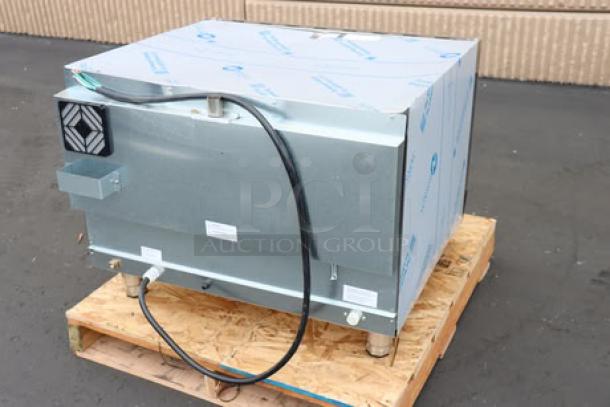 Brand new Cooking Performance Group COF-D4-M convection oven, electric, digital, 4 tray, moisture injection, 208-240V, 5600W.