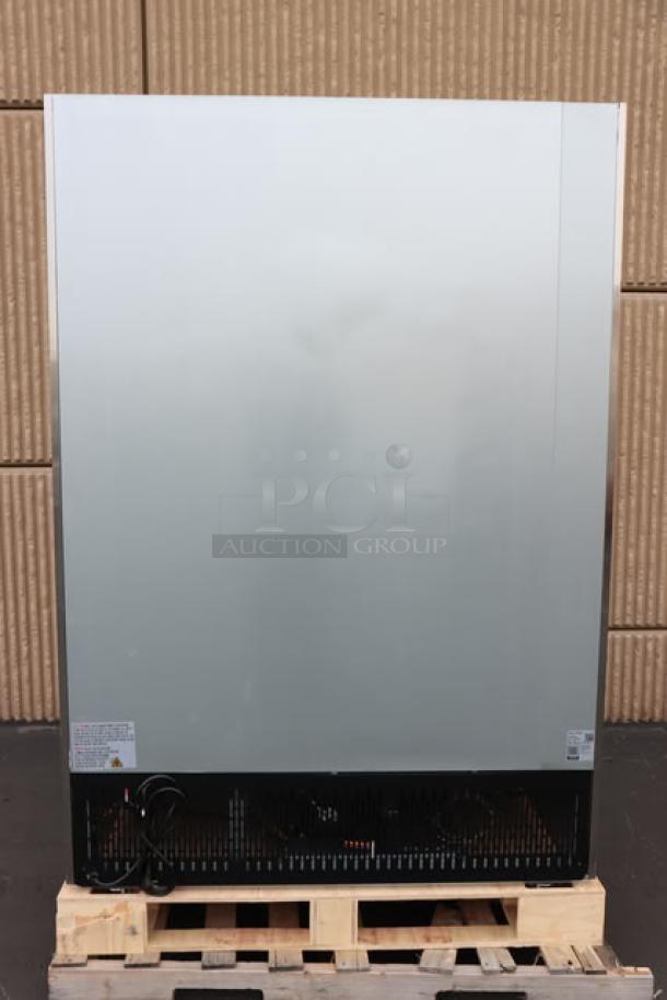 Brand new Avantco A-49F-HC 54" solid door reach-in freezer, 115V, 8.5A, 1 phase, 780W. Out of packaging. S/N: 114504435.