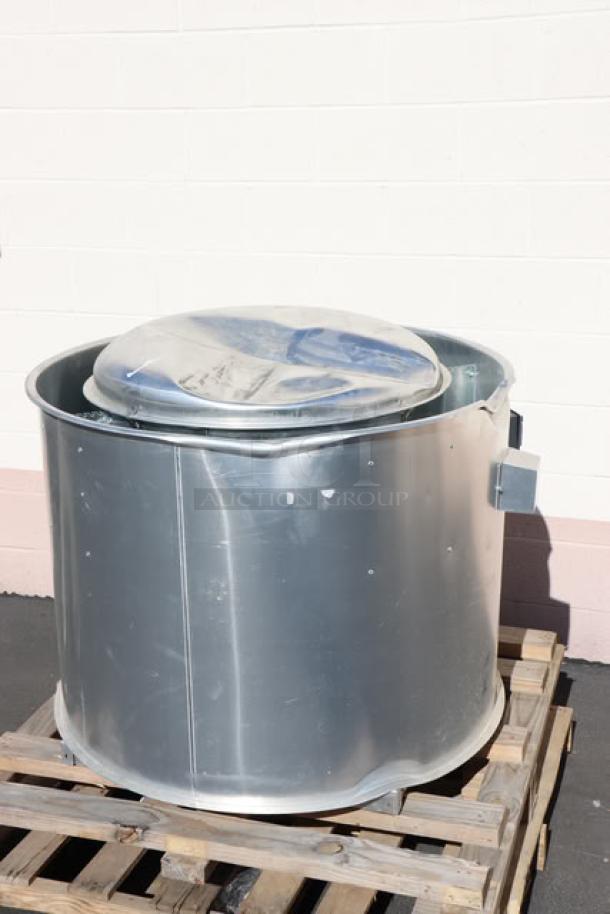 Brand new NAKS 52B-4500-FF centrifugal upblast exhaust fan, 4500 CFM, visible scratches, on pallet.