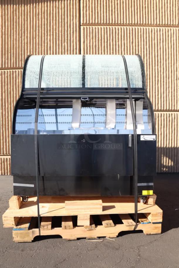 BRAND NEW Avantco CAC-48 Black Curved Dual Service Refrigerated Air Curtain Merchandiser, top glass shattered, 47 3/16", 115V.