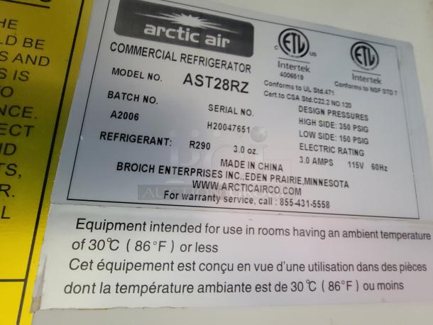 Label on Arctic Air commercial refrigerator model AST28RZ. Details: R290 refrigerant, 3.0 oz, 115V, 60Hz, 3.0 amps.