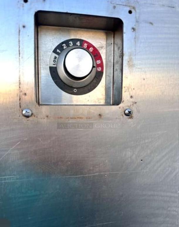 FWE TST-16-EPL full-height heated holding cabinet dial, numbered 0-9, in outstanding condition, fully tested and working.