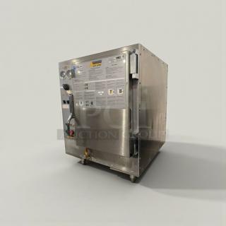 AccuTemp Steam ‘N’ Hold countertop steamer, model S62083D10031200, 208V/3 Phase, in refined condition, fully tested.