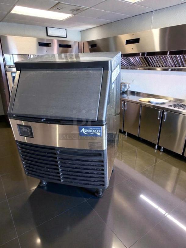 Avantco UC-210A undercounter ice machine, stainless steel, 115V, air-cooled, excellent condition, fully operational.