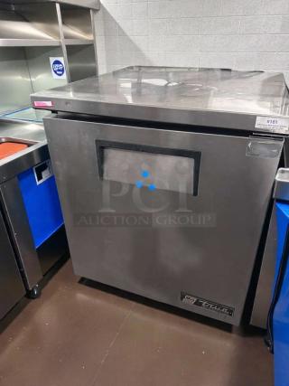 Immaculate True TUC-27-LP 27" undercounter refrigerator, stainless steel, fully operational, 115V, made in USA.