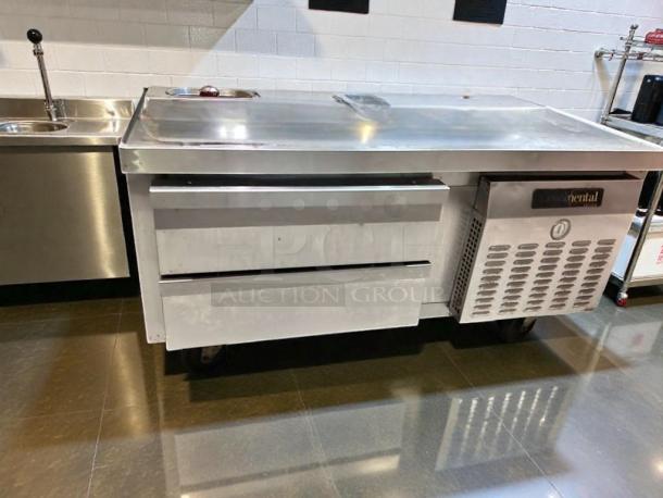 Continental Refrigerator D36GN 36” commercial refrigerated chef base in premium condition. NSF certified, 115V, fully tested.