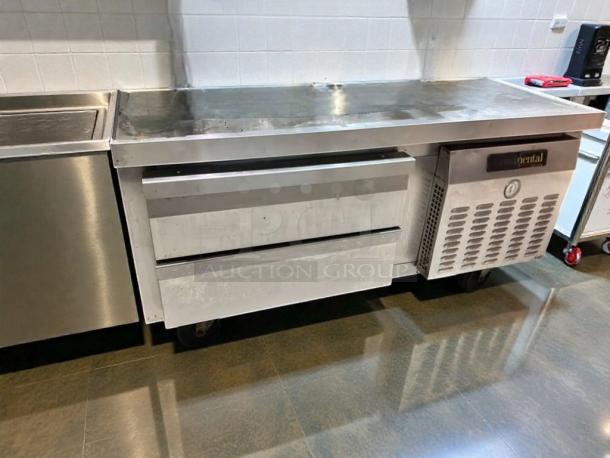 Continental Refrigerator D36GN commercial chef base, premium condition, 36”, stainless steel, 115V, NSF certified, fully tested.