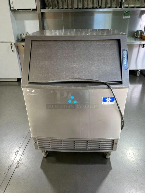 Ice-O-Matic UDF0140A-161B commercial ice maker in excellent condition, 115V, fully tested and working.