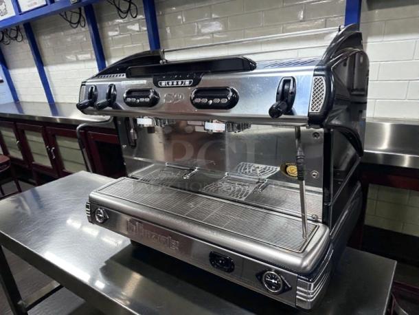 La Spaziale S9 EK2, 2-group espresso machine, outstanding condition, 230V, stainless steel, fully tested, Made in Italy.