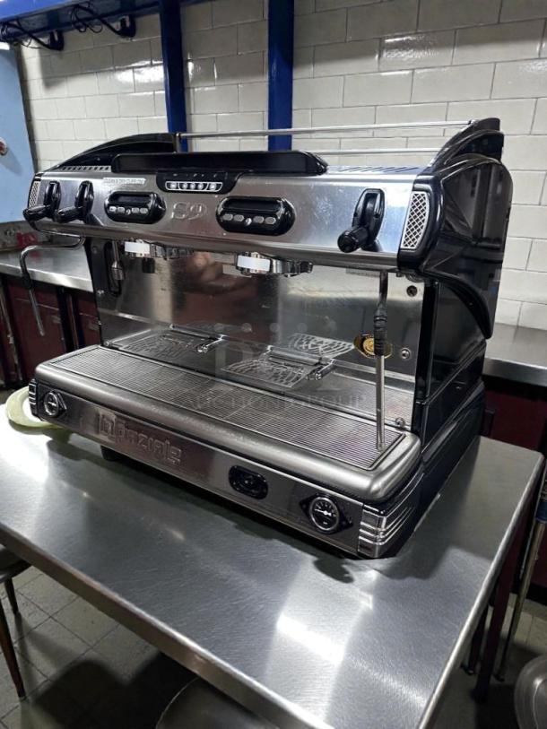 La Spaziale S9 EK2 espresso machine, 2 group, 230V, outstanding condition, stainless steel finish, fully tested, made in Italy.