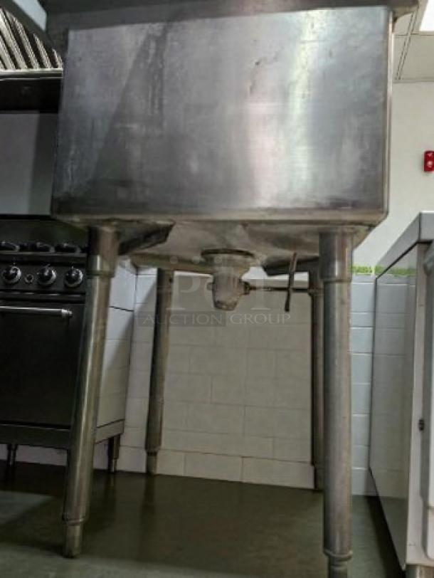 Commercial one-compartment stainless steel kitchen sink with right-side drainboard, NSF certified, excellent condition.