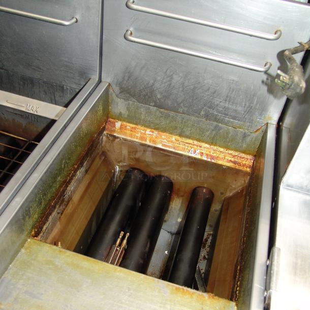 Patriot PT-F3-LP 35-40 lb. LP Gas Fryer, stainless steel pot, 15-1/2"W, premium condition, visible max fill line.