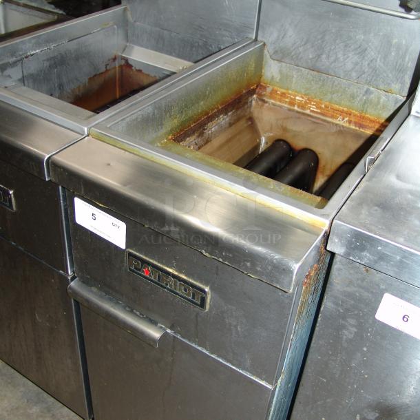Patriot PT-F3-LP LP gas fryer, 35-40 lb capacity, stainless steel pot, model PT-F3-LP, premium condition, 15-1/2"W.