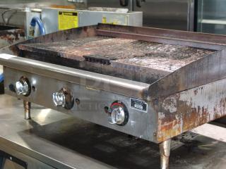Star Model KCPT92.12 gas charbroiler, 36"x25.75"x15.5", 120,000 BTU. Heavy-duty, used condition with visible wear.