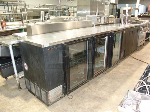 True TBB-4G bar refrigerator, black, 3 glass doors, excellent condition, 115v, model TDD-2.