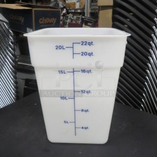 22 quart food storage container with volume markings in quarts and liters. White, durable plastic, excellent condition.