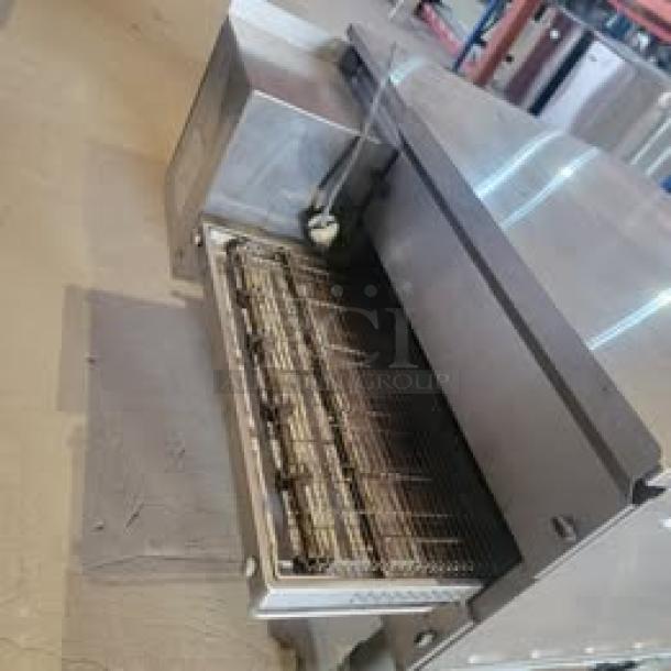 2023 MiddlebyMarshall PS536GS conveyor oven with 38" chamber, 26" belt, and EMS for energy efficiency, excellent condition.