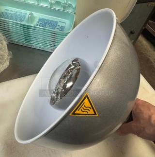 APW Wyott BW-31 Bun Warmer with silver finish, flexible neck, and heat indicator. Ideal for commercial use.