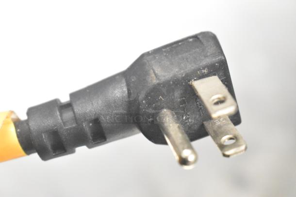Close-up of a three-prong plug for a 2021 Hoshizaki HR24C commercial cooler, 115 volts, 1 phase.