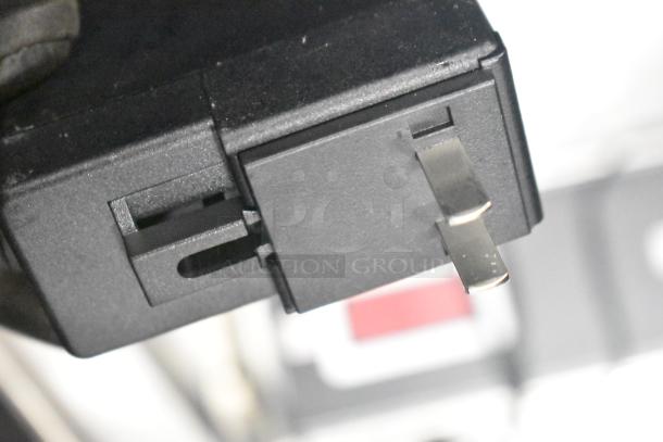 Carter Hoffmann CNH14 Countertop Fried Food Warmer, close-up of power plug, 120V, 1 Phase.