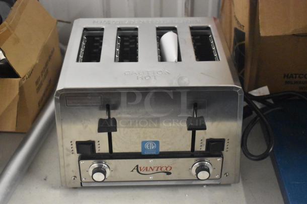 Avantco 184THD27208 4-slice toaster, scratch and dent, 1 1/2" slots, bread/bagel switch, commercial use, 208V, new.