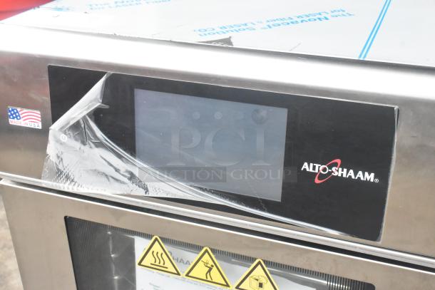 BRAND NEW 2022 Alto Shaam CTX4-10E stainless steel combi oven, 380-415V, 3-phase, boilerless, with protective film.