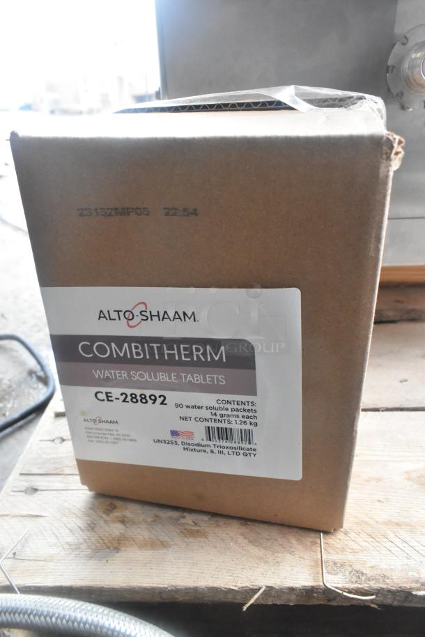 Box of Alto Shaam Combitherm water soluble tablets, model CE-28892, 90 packets, 1.26 kg net weight.
