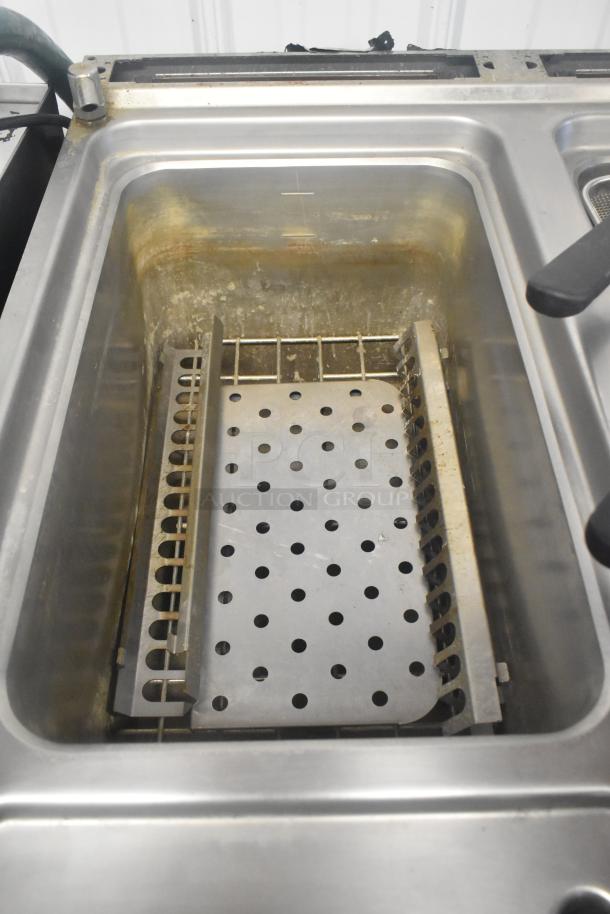 Axis AX-GPC2WB stainless steel 2 bay pasta cooker, natural gas, 100,000 BTU, commercial use, good condition.