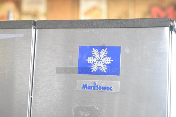 Manitowoc SD0602A Ice Head on B570 Bin, stainless steel, snowflake logo, 208-230V, 1 phase, commercial use.